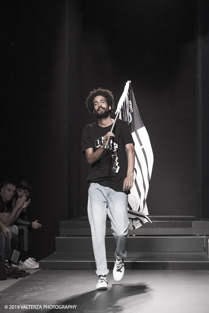 _DSF7057.jpg - 08/06/2019. Torino, Maze, il festival dedicato al mondo dello Streetwear e della Streetculture. Nella foto sfilata del brand INFINITE SOCIETY