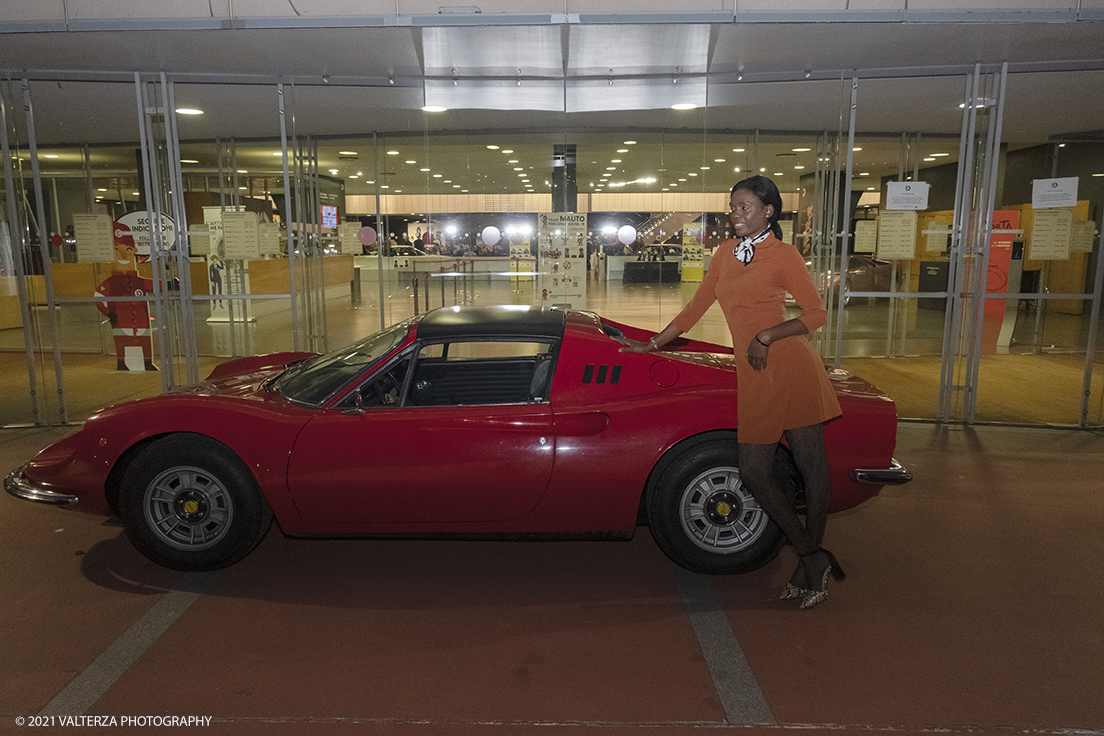 _DSF3002.jpg - 12/10/2021. Torino.  Al MAUTO in esposizione nove Lancia Gamma CoupÃ¨ fino al 24 Ottobre. Nella foto la Ferrari Dino 246 gts con la modella Magalie