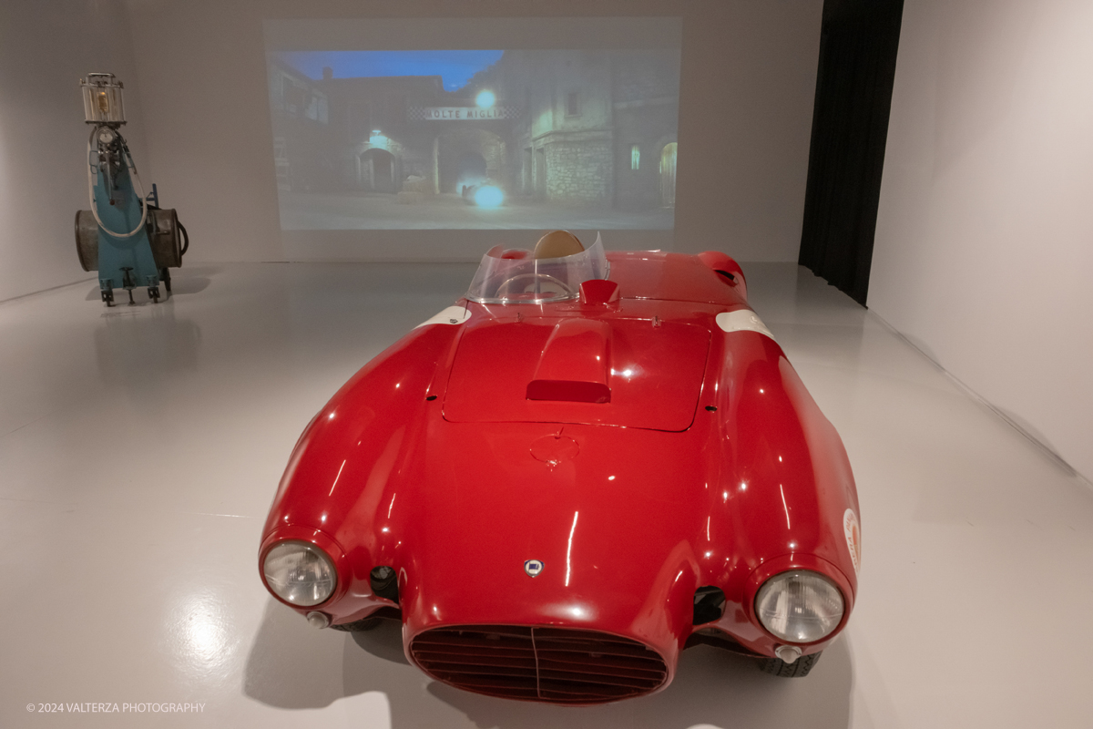 _DSF8363.jpg - 12/06/202. Torino.  Lâ€™esposizione â€“ realizzata in collaborazione con il Museo Mille Miglia di Brescia e visitabile nella project room del MAUTO dal 12 giugno al 29 settembre â€“ racconta la storia della leggendaria corsa, unâ€™epopea durata un trentennio â€“ dal 1927 al 1957 â€“ e per la quale gareggiarono su un percorso di â€œ1000 Migliaâ€� i campioni piÃ¹ celebri del periodo. Nella foto la Lancia D24 1(953/1954) del MAUTO in esposizione