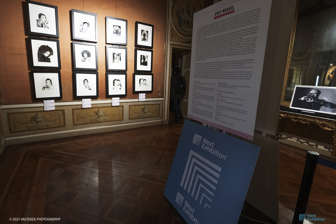 _DSF0837.jpg - 19/11/2021. Torino. La mostra evento a Palazzo Barolo  offre uno sguardo intimo e curioso su uno degli artisti simbolo del XX secolo. Per conoscere genio, creativitÃ  ed innovazione del padre della Pop Art. Nella foto un allestimento della mostra