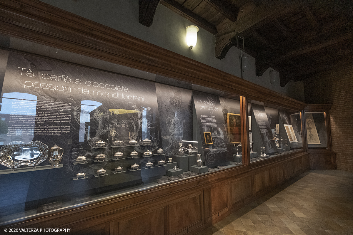 _DSF5191.jpg - 02/07/2020.Torino. Opere degli argentieri piemontesi nelle collezioni di Palazzo Madama. Nella foto parte dell'ambiente che ospita la mostra