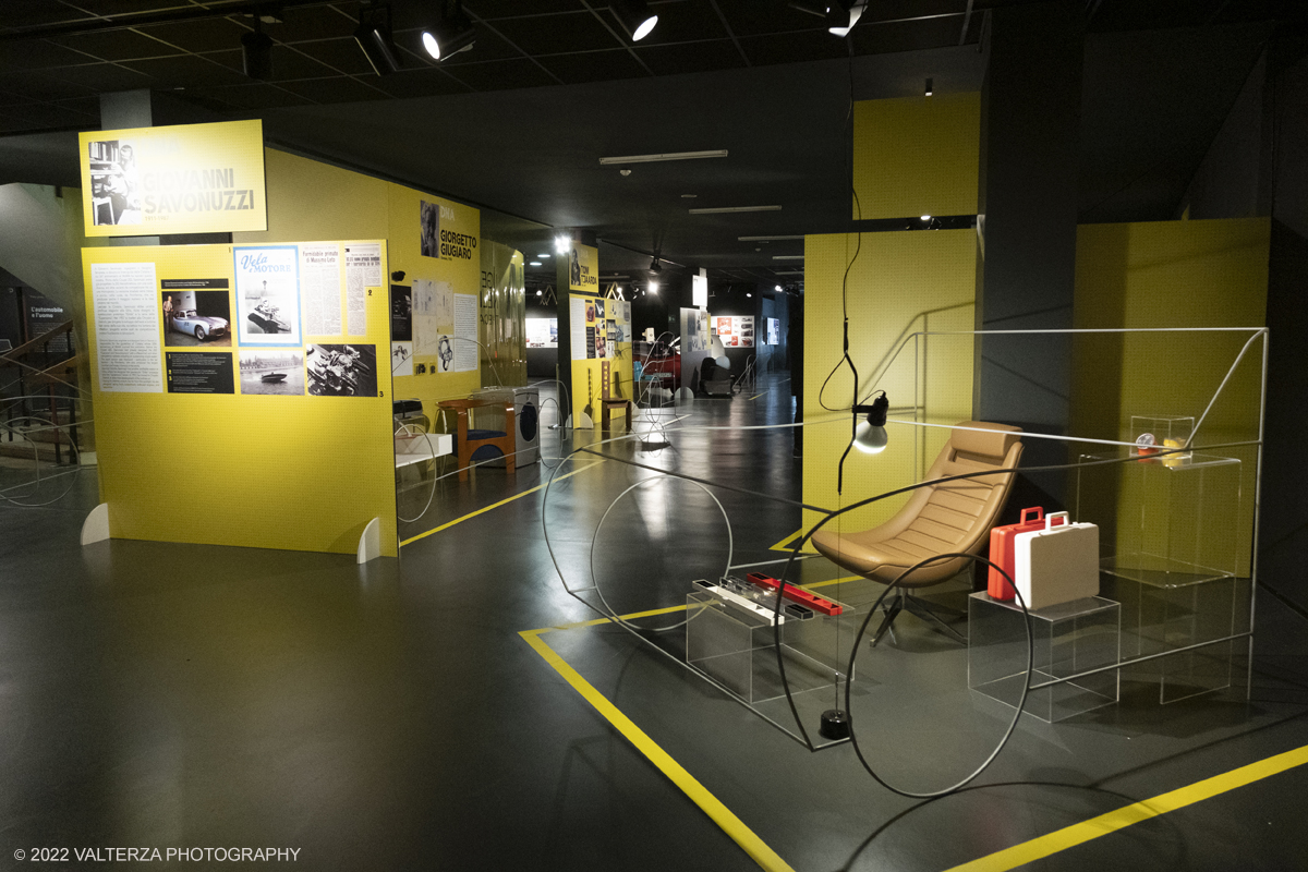 _DSF9635.jpg - 29/11/2022. Torino. Una doppia mostra realizzata dal MAUTO â€“ Museo Nazionale dellâ€™Automobile di Torino e ADI Design Museum â€“ Compasso dâ€™Oro di Milano: due sedi espositive, una a Torino    lâ€™altra a Milano, per raccontare il rapporto tra industrial design e car design, la scuola milanese e quella torinese, due cittÃ  che si guardano in modo non sempre lineare. Nella foto parte dell'allestimento della mostra