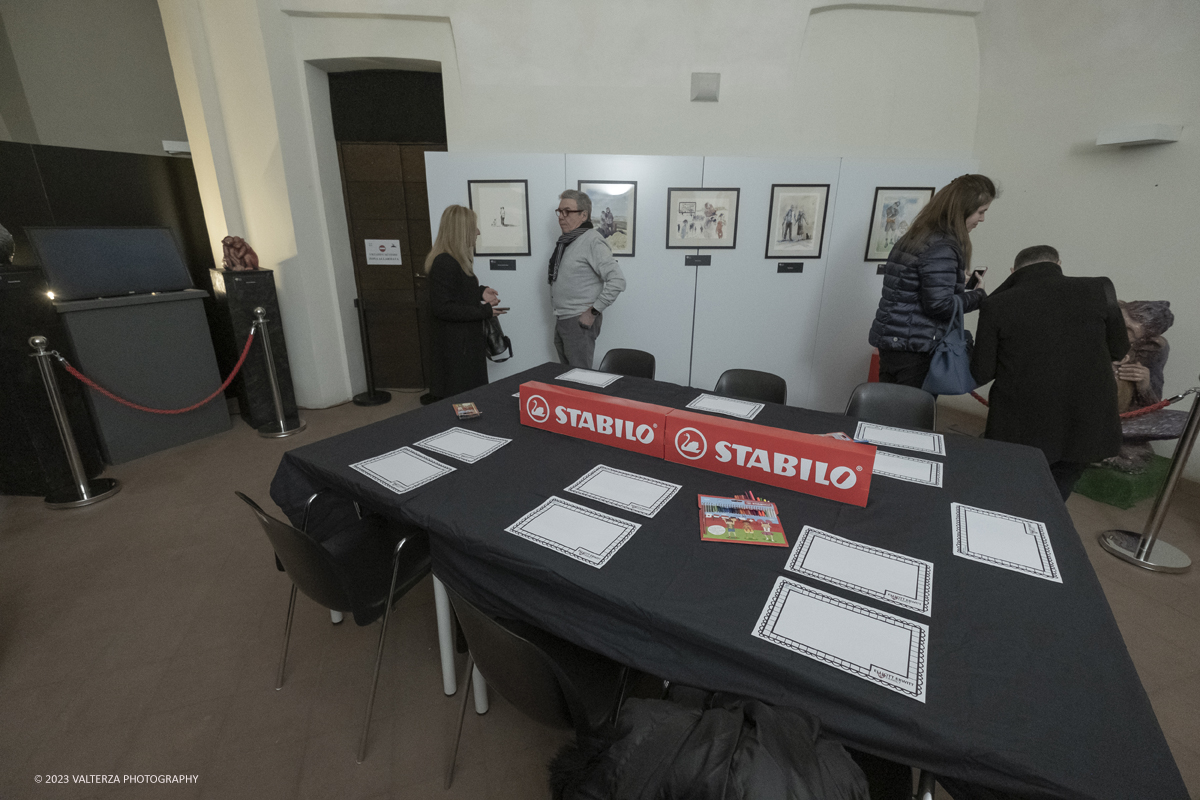 _DSF1490.jpg - 03/03/2023. Torino. In mostra le fotografie che nella lunghissima carriera di Erwitt meglio hanno descritto e rappresentato tutte le sfaccettature  dellâ€™essere famiglia. Nella foto in visita alla mostra