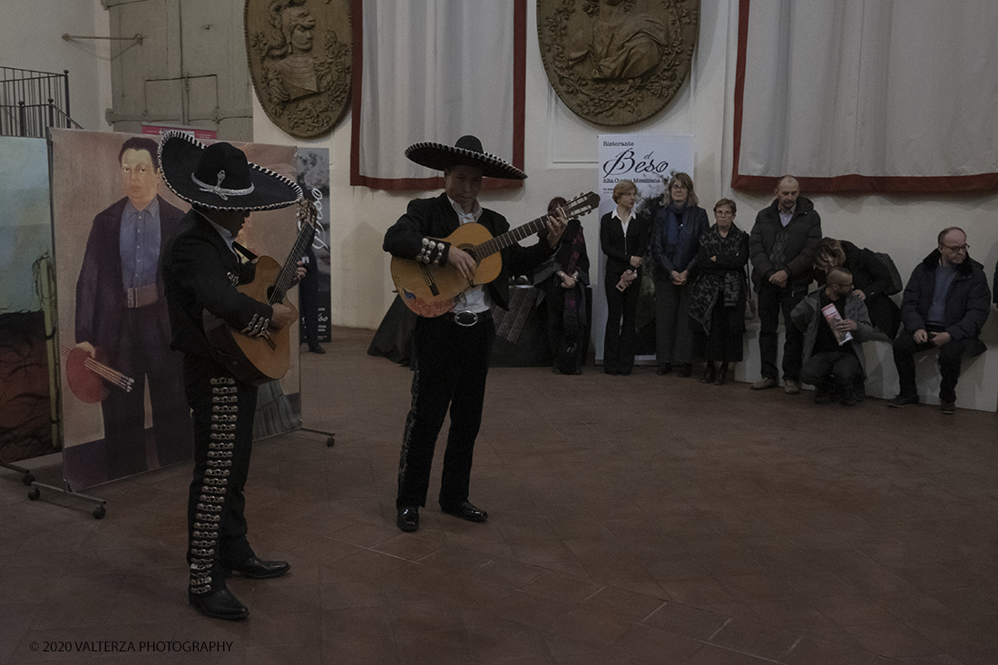 _DSF1569.jpg - 31/01/2020. Torino. " Frida Kahlo through the lens of Nickolas Murray" .Un viaggio emozionale nella vita dell'icona mondiale Frida Kahlo. Un percorso per conoscere la donna, viverla e comprendere la sua essenza, fatta di forza, coraggio, talento e un immenso amore. Una mostra evento per la prima volta in Europa. Nella foto uun momento della presentazione della mostra al pubblico nella palazzina di caccia di Stupinigi