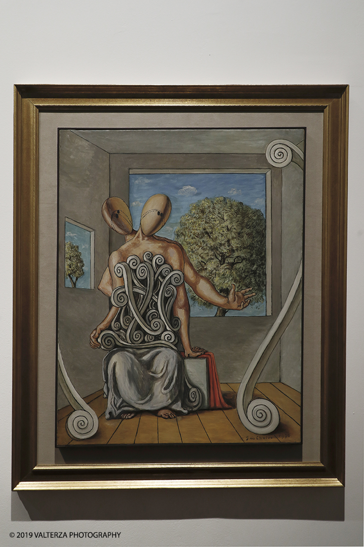 _G3I2263.jpg - 18/04/2019. Torino, La GAM di Torino presenta la grande mostra Giorgio de Chirico. Ritorno al Futuro, Neometafisica e Arte Contemporanea, un dialogo tra la pittura neometafisica di Giorgio de Chirico (Volo, Grecia, 1888 â€“ Roma, 1978) e le generazioni di artisti che, in particolare dagli anni Sessanta in poi, si sono ispirati alla sua opera, riconoscendolo come il maestro che ha anticipato la loro nuova visione e che con la sua neometafisica si Ã¨ posto in un confronto diretto con gli autori piÃ¹ giovani. Nella foto La tristezza della primavera. Olio su tela.; 1970. Sezione Chirico Neometafisico.