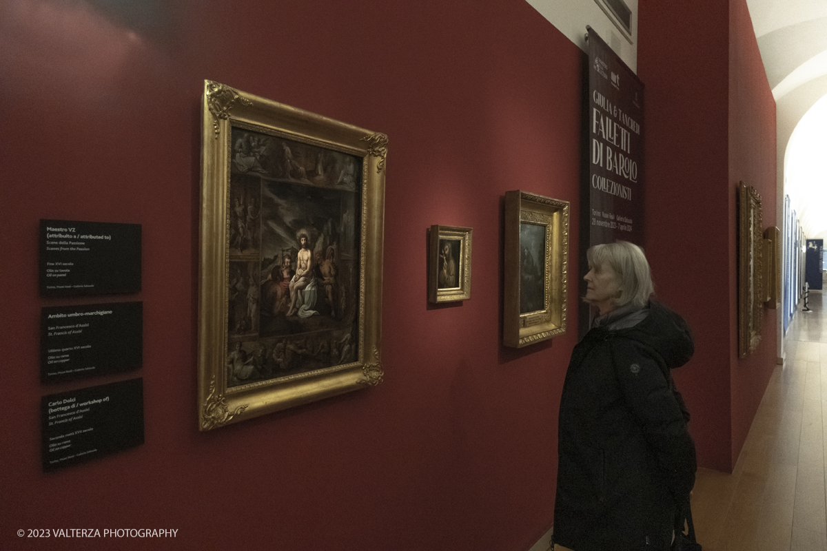 _DSF3386.jpg - 28/11/2023. Torino. Apre ai Musei Reali di Torino, nello Spazio Scoperte della Galleria Sabauda, la mostra dossier Giulia & Tancredi Falletti di Barolo collezionisti, in occasione del bicentenario della nascita del Distretto Sociale Barolo. Dal 28/1172023 al 07/04/2024. Nella foto in visita alla mostra