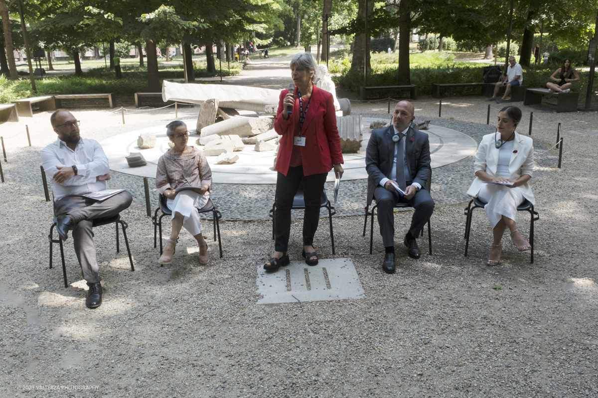 _DSF6728.jpg - 04/07/2023. Torino. Una mostra fotografica, unâ€™installazione artistica e un programma di eventi promuovono il patrimonio culturale siriano attraverso la conoscenza della secolare coltivazione e trasformazione del fiore, Patrimonio Immateriale dellâ€™UmanitÃ  UNESCO. Nella foto un momento della presentazione del progetto da parte di Alessio Re, Segretario Generale Fondazione Santagata per lâ€™Economia della Cultura, Stefania Dassi curatrice deiGiardini Reali, Enrica Pagella direttrice, Fares Kallas, Syria Trust for Development e Reme Sakr, Syria Trust for Development