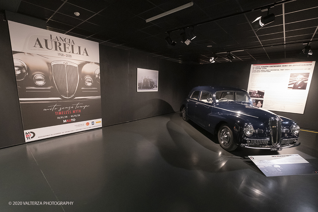 _DSF1300.jpg - 30/01/2020. Torino: Al Mauto una mostra dedicata ai 70 anni del mito torinese Lancia Aurelia.Il Museo Nazionale dellâ€™Automobile di Torino ha inaugurato la mostra "LANCIA AURELIA 1950 â€“ 2020. MITO SENZA TEMPO", uno straordinario percorso espositivo, che racconta, con il contributo di 18 esemplari dâ€™eccezione â€“ di serie e fuoriserie â€“ lâ€™evoluzione del modello presentato per la prima volta al pubblico proprio a Torino nel 1950.â€œ Nella foto Aprilia Bilux Carrozzeria Pininfarina 1948