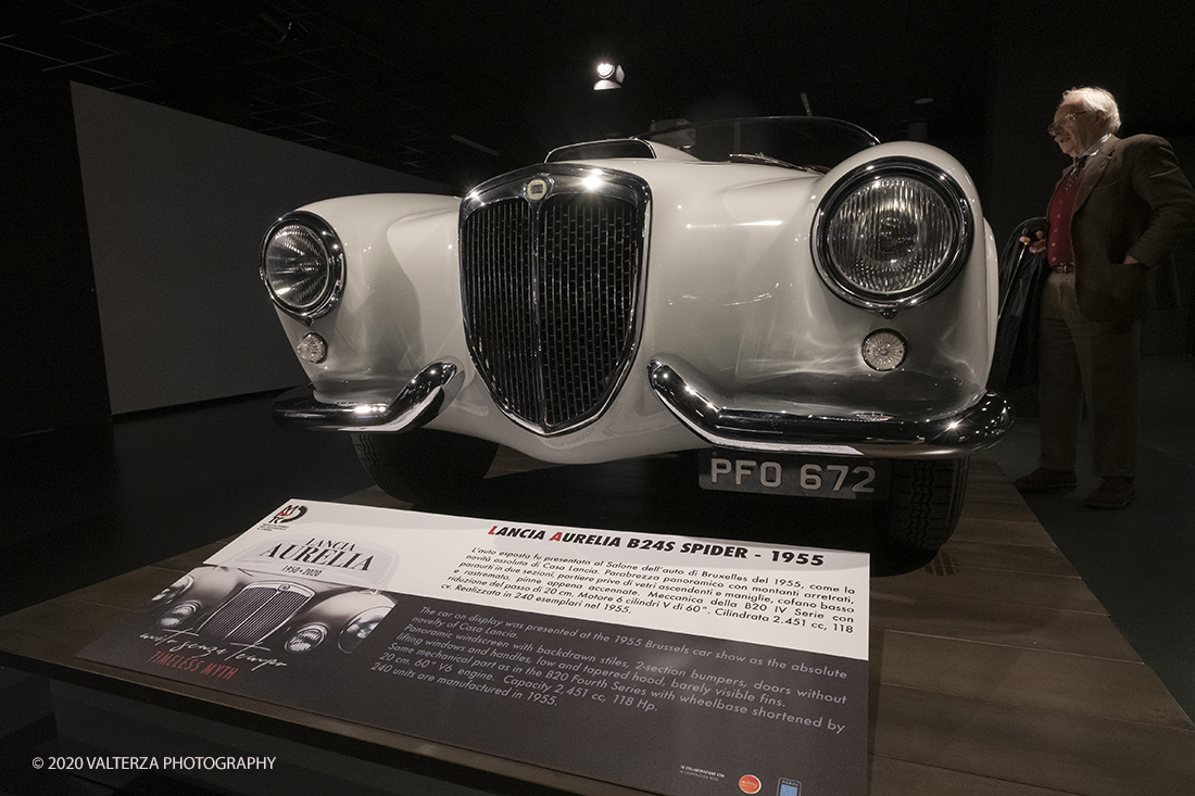 _DSF1346.jpg - 30/01/2020. Torino: Al Mauto una mostra dedicata ai 70 anni del mito torinese Lancia Aurelia.Il Museo Nazionale dellâ€™Automobile di Torino ha inaugurato la mostra "LANCIA AURELIA 1950 â€“ 2020. MITO SENZA TEMPO", uno straordinario percorso espositivo, che racconta, con il contributo di 18 esemplari dâ€™eccezione â€“ di serie e fuoriserie â€“ lâ€™evoluzione del modello presentato per la prima volta al pubblico proprio a Torino nel 1950.â€œ Nella foto Lancia Aurelia B24S Spider 1955