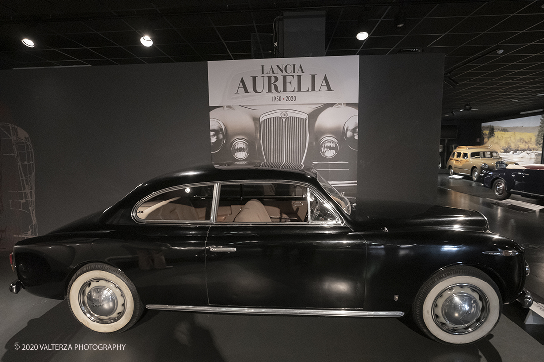 _DSF1414.jpg - 30/01/2020. Torino: Al Mauto una mostra dedicata ai 70 anni del mito torinese Lancia Aurelia.Il Museo Nazionale dellâ€™Automobile di Torino ha inaugurato la mostra "LANCIA AURELIA 1950 â€“ 2020. MITO SENZA TEMPO", uno straordinario percorso espositivo, che racconta, con il contributo di 18 esemplari dâ€™eccezione â€“ di serie e fuoriserie â€“ lâ€™evoluzione del modello presentato per la prima volta al pubblico proprio a Torino nel 1950.â€œ Nella foto Lancia Aurelia B52 Bertone 1952