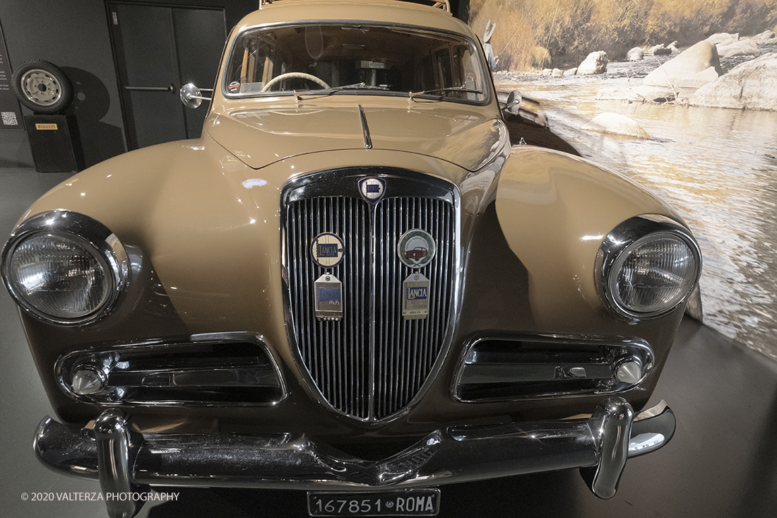 _DSF1470.jpg - 30/01/2020. Torino: Al Mauto una mostra dedicata ai 70 anni del mito torinese Lancia Aurelia.Il Museo Nazionale dellâ€™Automobile di Torino ha inaugurato la mostra "LANCIA AURELIA 1950 â€“ 2020. MITO SENZA TEMPO", uno straordinario percorso espositivo, che racconta, con il contributo di 18 esemplari dâ€™eccezione â€“ di serie e fuoriserie â€“ lâ€™evoluzione del modello presentato per la prima volta al pubblico proprio a Torino nel 1950.â€œ Nella foto Lancia Aurelia B53 Viotti 1952 (Giardinetta)