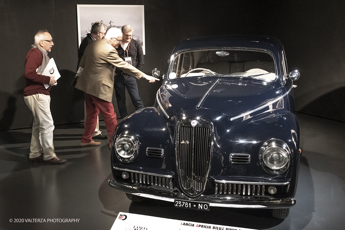 _DSF1815.jpg - 30/01/2020. Torino: Al Mauto una mostra dedicata ai 70 anni del mito torinese Lancia Aurelia.Il Museo Nazionale dellâ€™Automobile di Torino ha inaugurato la mostra "LANCIA AURELIA 1950 â€“ 2020. MITO SENZA TEMPO", uno straordinario percorso espositivo, che racconta, con il contributo di 18 esemplari dâ€™eccezione â€“ di serie e fuoriserie â€“ lâ€™evoluzione del modello presentato per la prima volta al pubblico proprio a Torino nel 1950.â€œ Nella foto un momento della visita