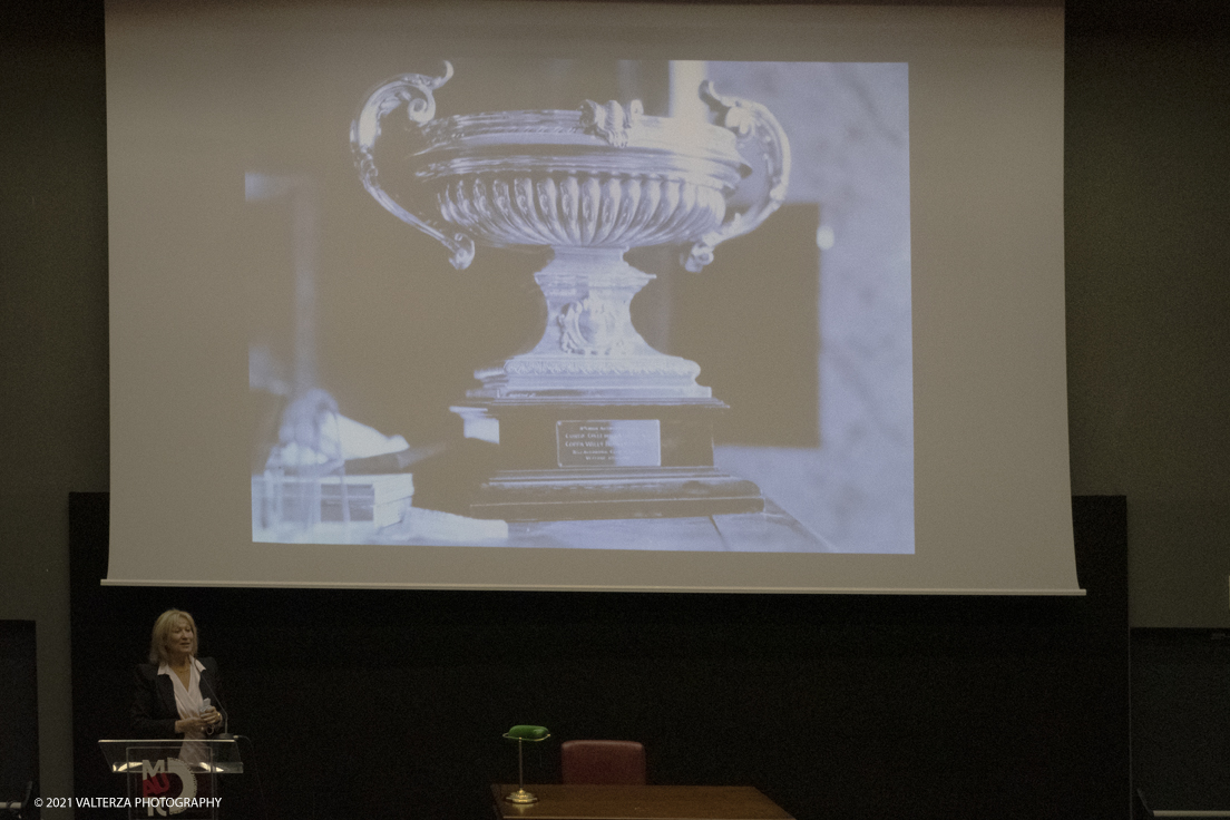 _DSF5781.jpg - 26/10/2021. Torino. Una mostra fotografica con le immagini del fotografo Adriano Scoffone racconta gli anni â€˜20 e â€˜30 della Provincia Granda e gli audaci piloti della Cuneo - Colle della Maddalena Nuvolari, Varzi, Campari e diversi altri. Nella foto Mariella Mengozzzi Direttrice MAUTO introduce l'evento