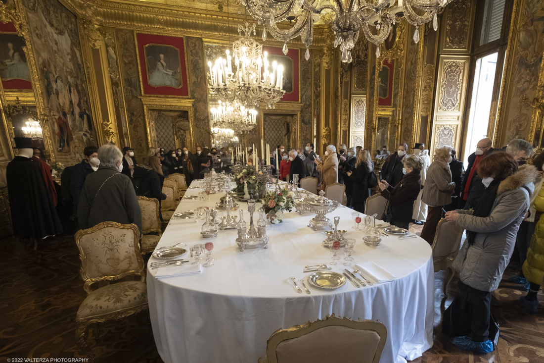 _DSF7054.jpg - 15/03/2022. Torino. Tour delle tavole apparecchiate di Palazzo Reale in occasione del nuovo allestimento della Sala da pranzo che resterÃ  aperta al pubblico dal 17 Marzo al 17 Luglio. Nella foto la nuova mise en place Ã¨ incentrata sul fastoso corredo da tavolo in argento realizzato a Parigi per il Re carlo Alberto da Charles-Nicolas Odiot nel 1833 e impreziosita da cristalli e porcellane dei Musei Reali.