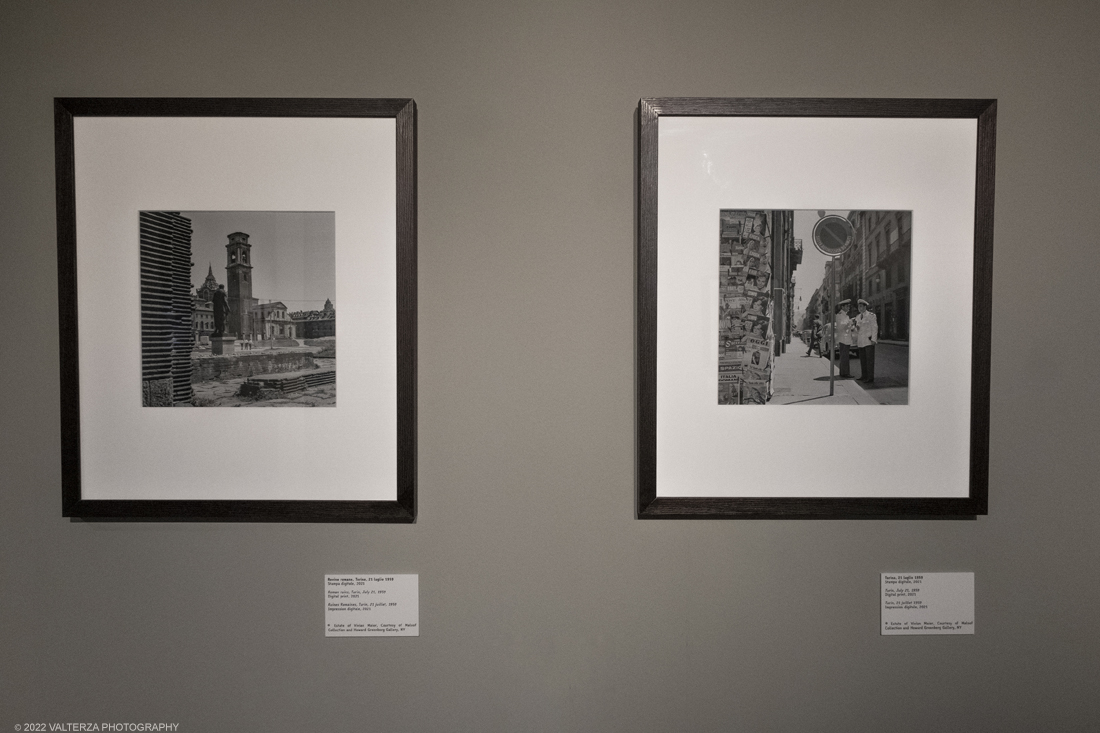 _DSF3328.jpg - 09/02/2022. Torino. Lâ€™esposizione si prefigge di raccontare aspetti sconosciuti o poco noti della misteriosa vicenda umana e artistica di Vivian Maier, approfondendo nuovi capitoli o proponendo lavori finora inediti, come la serie di scatti realizzati durante il suo viaggio in Italia, in particolare a Torino e Genova, nellâ€™estate del 1959. Nella foto immagini scattate in Italia nel 1959