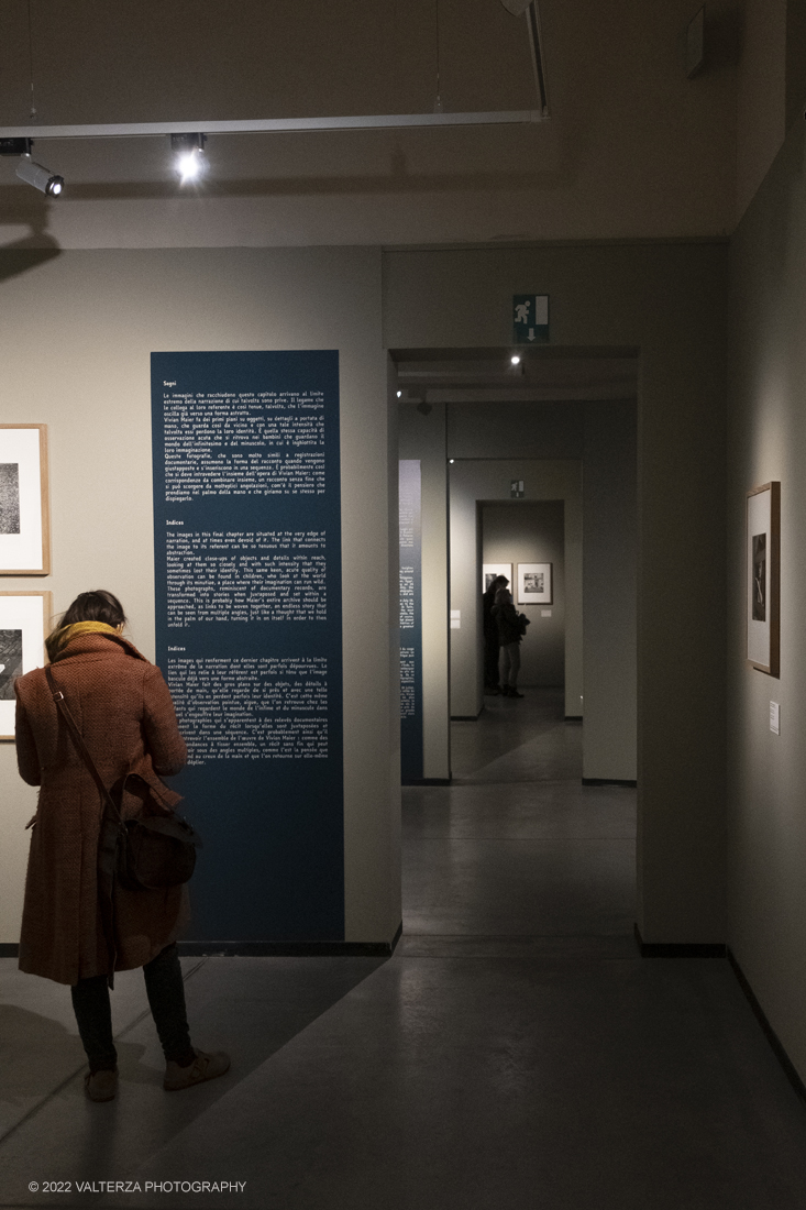 _DSF3499.jpg - 09/02/2022. Torino. Lâ€™esposizione si prefigge di raccontare aspetti sconosciuti o poco noti della misteriosa vicenda umana e artistica di Vivian Maier, approfondendo nuovi capitoli o proponendo lavori finora inediti, come la serie di scatti realizzati durante il suo viaggio in Italia, in particolare a Torino e Genova, nellâ€™estate del 1959. Nella foto parte dell'allestimeento della mostra