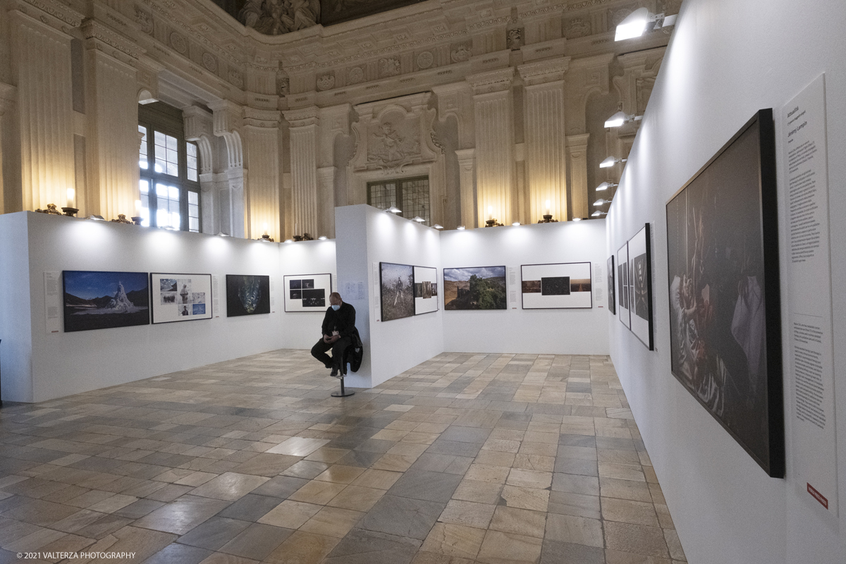 _DSF4689.jpg - 7/05/2021. Torino. Palazzo Madama ospita l'anteprima nazionale della mostra World Press Photo 2021. Nella foto parte dell'allestimento della mostra