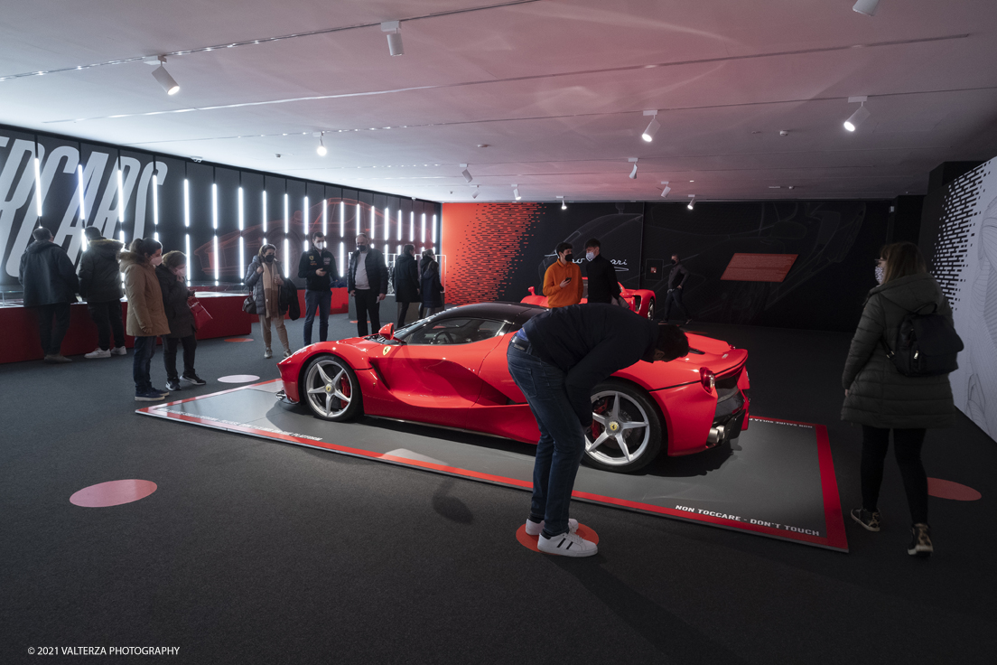 _DSF1175.jpg - 05/01/2022. Maranello. il Museo Ferrari di Maranello con il nuovo settore â€œGT 2021, a memorable yearâ€� che celebra lâ€™anno piÃ¹ vincente della storia di Ferrari nelle competizioni GT. Nella foto il settore dedicato alle Supercars