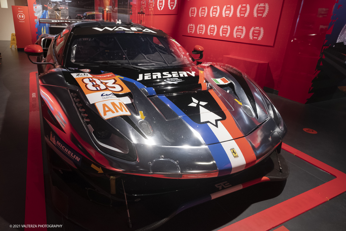 _DSF1274.jpg - 05/01/2022. Maranello. il Museo Ferrari di Maranello con il nuovo settore â€œGT 2021, a memorable yearâ€� che celebra lâ€™anno piÃ¹ vincente della storia di Ferrari nelle competizioni GT. Nella foto la nuova mostra â€œGT 2021, a memorable yearâ€� con la 488 GTE La numero 83, portata in gara da FranÃ§ois Perrodo, Nicklas Nielsen e Alessio Rovera, si Ã¨ aggiudicata quattro successi, inclusa la 24 Ore di Le Mans,