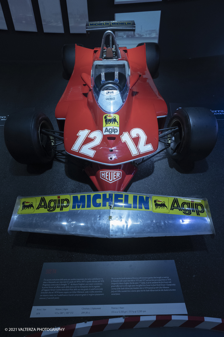 _DSF1379.jpg - 05/01/2022. Maranello. il Museo Ferrari di Maranello con il nuovo settore â€œGT 2021, a memorable yearâ€� che celebra lâ€™anno piÃ¹ vincente della storia di Ferrari nelle competizioni GT. Nella foto l'ampio settore della mostra "Scuderia Ferrari la storria completa" con numerosi esemplari di vetture di F1