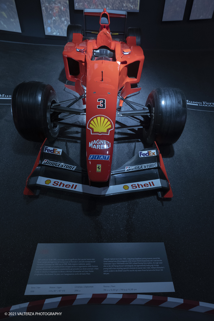 _DSF1382.jpg - 05/01/2022. Maranello. il Museo Ferrari di Maranello con il nuovo settore â€œGT 2021, a memorable yearâ€� che celebra lâ€™anno piÃ¹ vincente della storia di Ferrari nelle competizioni GT. Nella foto l'ampio settore della mostra "Scuderia Ferrari la storria completa" con numerosi esemplari di vetture di F1