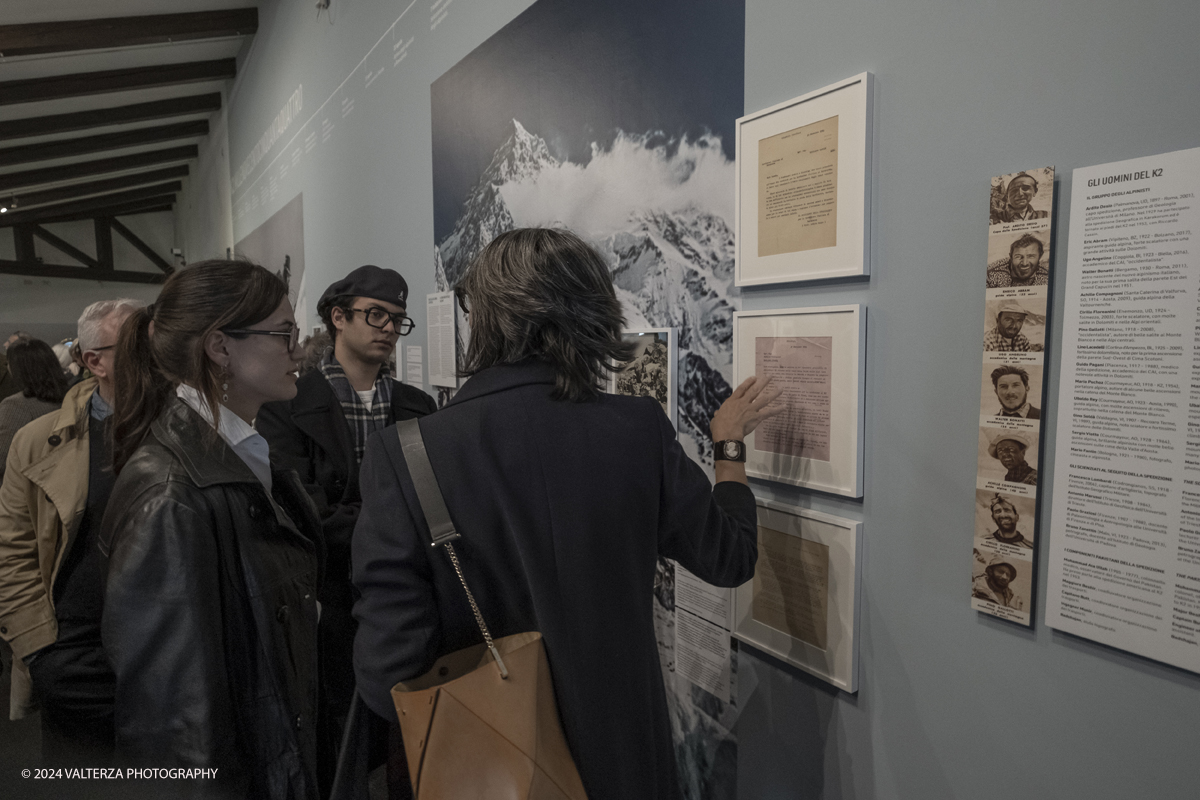 _DSF8691.jpg - 28/03/2024. Torino. Il Museo Nazionale della Montagna di Torino festeggia i 70 anni della spedizione italiana al K2 e le dedica una sezione espositiva permanente. Nella foto in visita al Museo