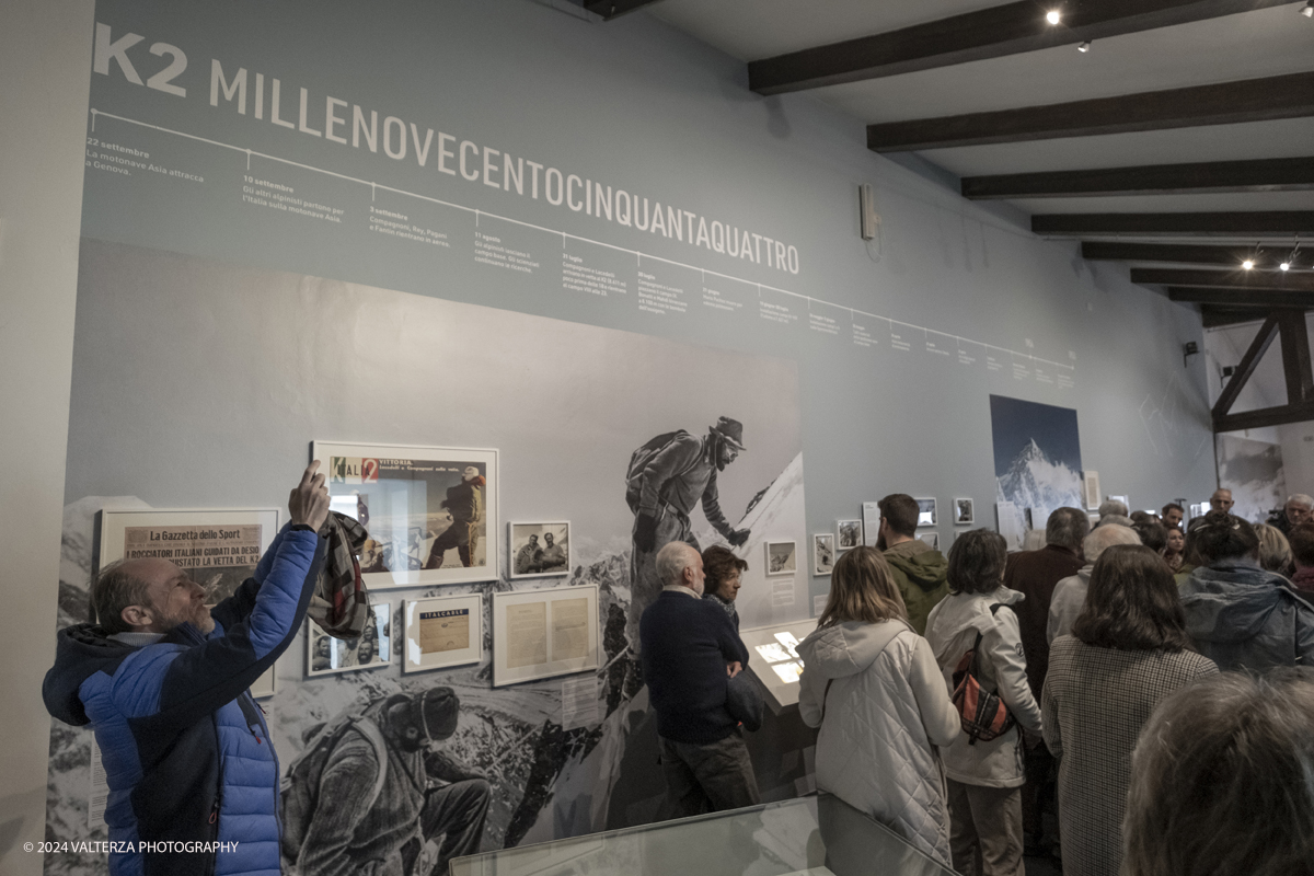 _DSF8816.jpg - 28/03/2024. Torino. Il Museo Nazionale della Montagna di Torino festeggia i 70 anni della spedizione italiana al K2 e le dedica una sezione espositiva permanente. Nella foto visita alla nuova sezione del Museo dopo la presentazione