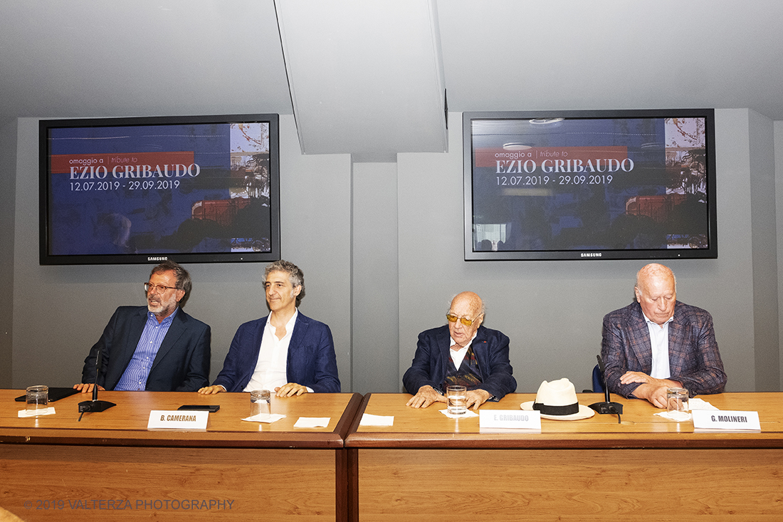 _DSF0490.jpg - 11/07/2019. Torino. Nuovo allestimento al MAUTO, un omaggio al cavaliere dell'arte in occasione dei suoi novant'anni. Nella foto i relatori al tavolo dell'inaugurazione della mostra , da sinistra GiosuÃ¨ Boetto Cohen, Benedetto Camerana, Ezio Gribaudo e Giovanni Molineri