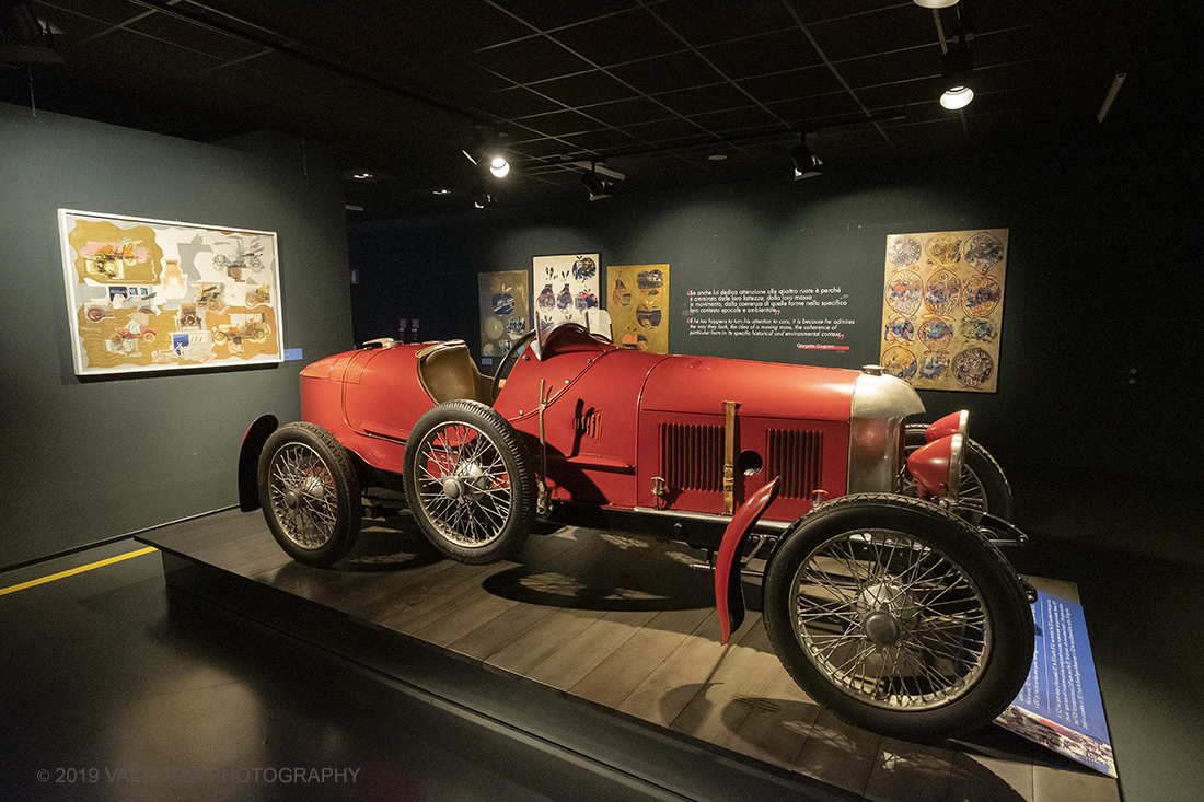 _DSF7330.jpg - 11/07/2019. Torino. Nuovo allestimento al MAUTO, un omaggio al cavaliere dell'arte in occasione dei suoi novant'anni. Nella foto auto d'epoca in mostra nell'allestimento a dialogare con le opere d'arte di Ezio Gribaudo