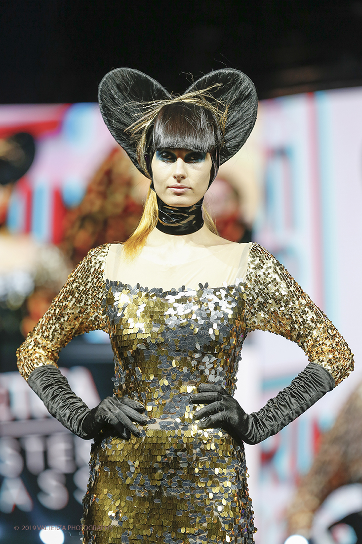 _X9B0061.jpg - 17/11/2019. Torino. Gli On Hair Show nascono dieci anni fa dallâ€™esperienza nel settore di Cosmoprof Worldwide Bologna. Oggi rappresentano l'unico evento italiano interamente dedicato agli hairstylist. Nella foto  ESTETICA MASTER CLASS by Dmitry Vinokurov