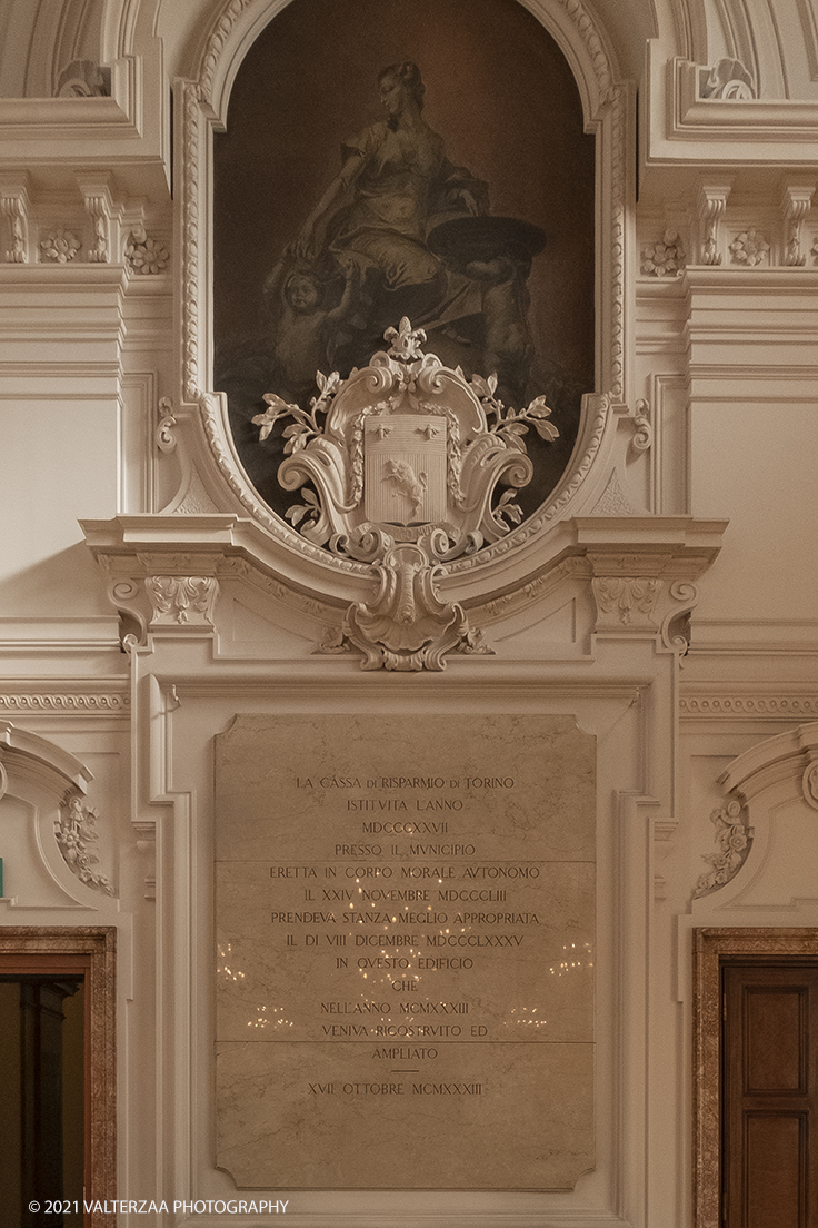 _DSF0947.jpg - 08/10/2021. Torino. La grande bellezza del secentesco Palazzo Perrone di San Martino, considerato dagli studiosi un unicum nel panorama dellâ€™architettura e delle arti figurative della cittÃ , si svela al pubblico grazie a un libro . Nella foto statue, affreschi e stucchi adornano ed arredano il Salone 'onore