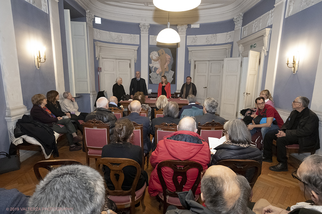 _DSF6939.jpg - 28-11-2019. Torino. Paola De' Cavero, giÃ  docente emerita di "Costume per lo spettaccolo" dell'accademia Albertina Ã¨ una personalitÃ  di assoluto rilievo del panorama dell'arte e della cultura nazionale. Nella foto un momento della presentazione della mostra