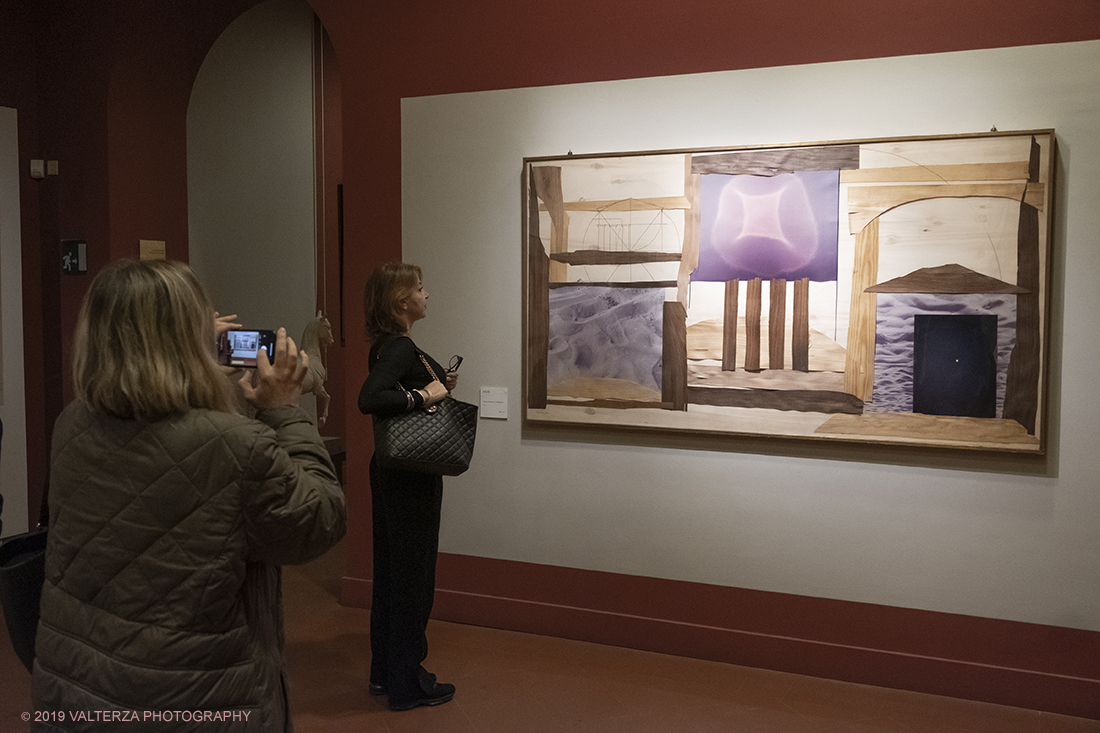 _DSF7044.jpg - 28-11-2019. Torino. Paola De' Cavero, giÃ  docente emerita di "Costume per lo spettaccolo" dell'accademia Albertina Ã¨ una personalitÃ  di assoluto rilievo del panorama dell'arte e della cultura nazionale. Nella foto momenti di visita della mostra