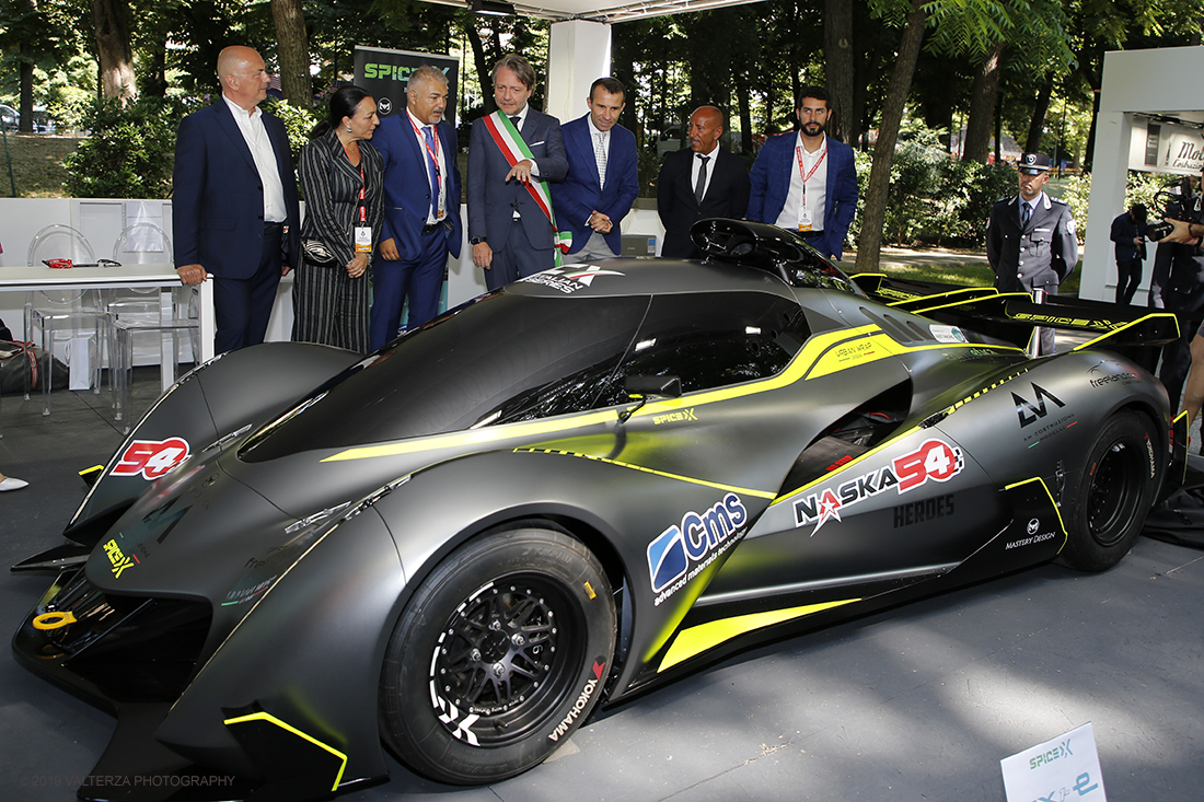 _X9B7084.jpg - 19/06/2019. Torino, apertura al Parco del Valentino dell'edizione record del Motor Show con la partecipazione di 54 brand e numerosi eventi dedicati al mondo dell'auto nell'arco di 5 giorni. Nella foto, nello stand della della Spice-X si scopre la nuova SX 1F totalmente elettrica.