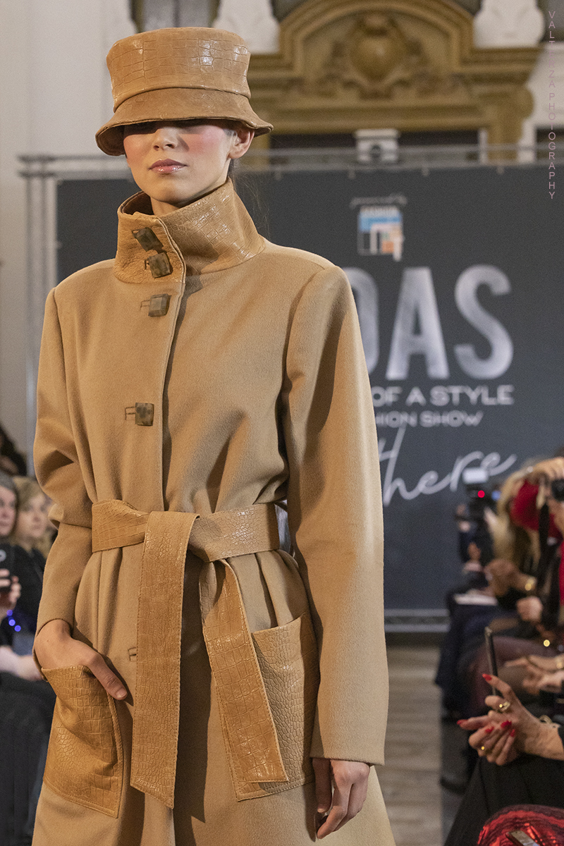 _G3I4750.jpg - 23/11/2019. Torino.  Una serata all'insegna dell'eleganza e dello Stile per premiare i migliori stilisti. Nella foto una creazione Bruna Couture