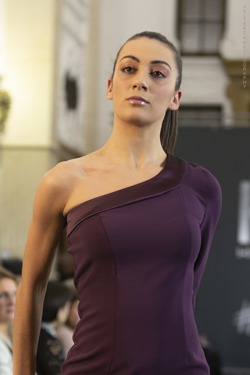 _G3I4955.jpg - 23/11/2019. Torino.  Una serata all'insegna dell'eleganza e dello Stile per premiare i migliori stilisti. Nella foto una creazione Bruna Couture