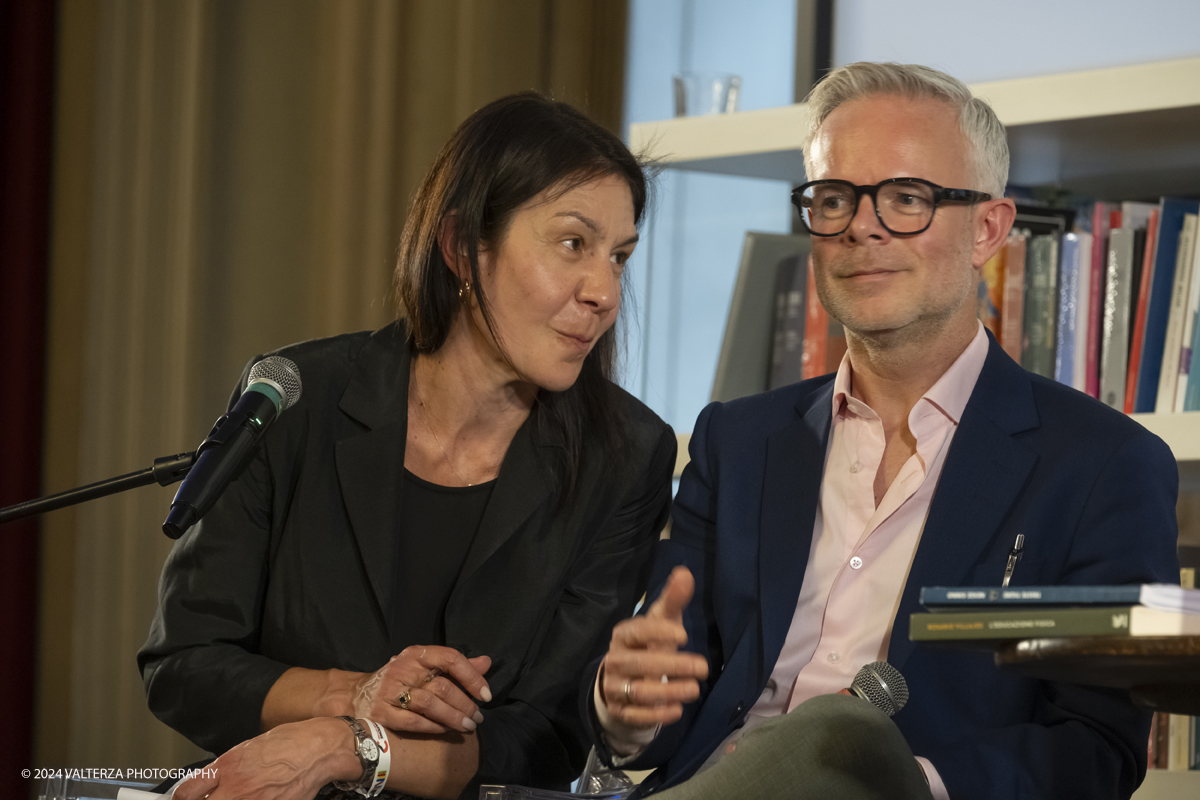 _DSF4513.jpg - 12/05/2024. Torino. Proclamazione dell'opera vincitrice alla presenza dei cinque finalisti candidati al circolo dei lettori. Nella foto un momento della intervista a Tore Renberg