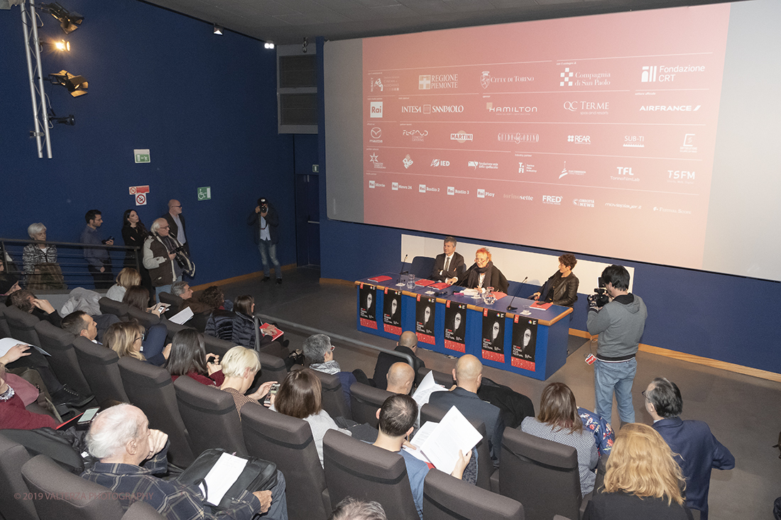 _DSF4667.jpg - Al 37/mo Torino Film Festival (22-30 novembre), presentato oggi a Torino dalla direttrice Emanuela Martini nel segno di varietÃ , qualitÃ  e low budget (1.900.000 euro) si vedranno 197 film di cui 142 lungometraggi e 15 titoli internazionali. Nella foto un momento della conferenza stampa.