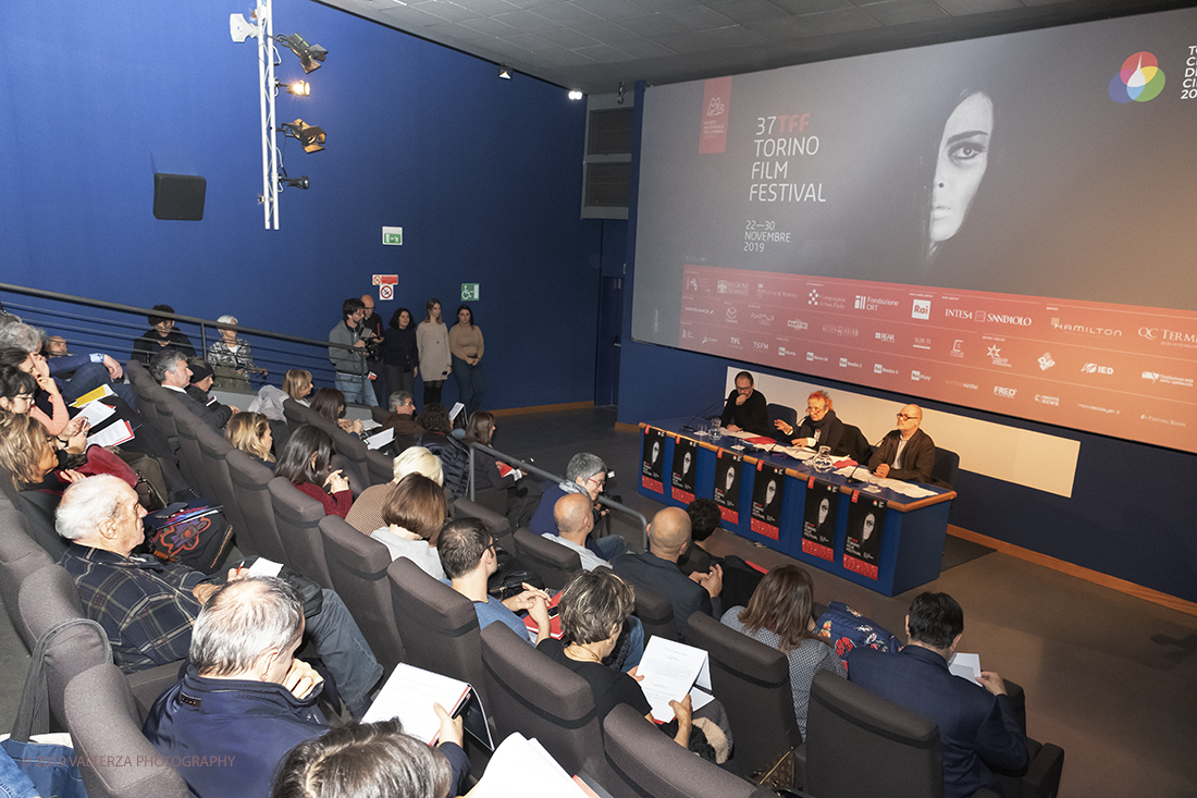 _DSF4694.jpg - Al 37/mo Torino Film Festival (22-30 novembre), presentato oggi a Torino dalla direttrice Emanuela Martini nel segno di varietÃ , qualitÃ  e low budget (1.900.000 euro) si vedranno 197 film di cui 142 lungometraggi e 15 titoli internazionali. Nella foto un momento della conferenza stampa.