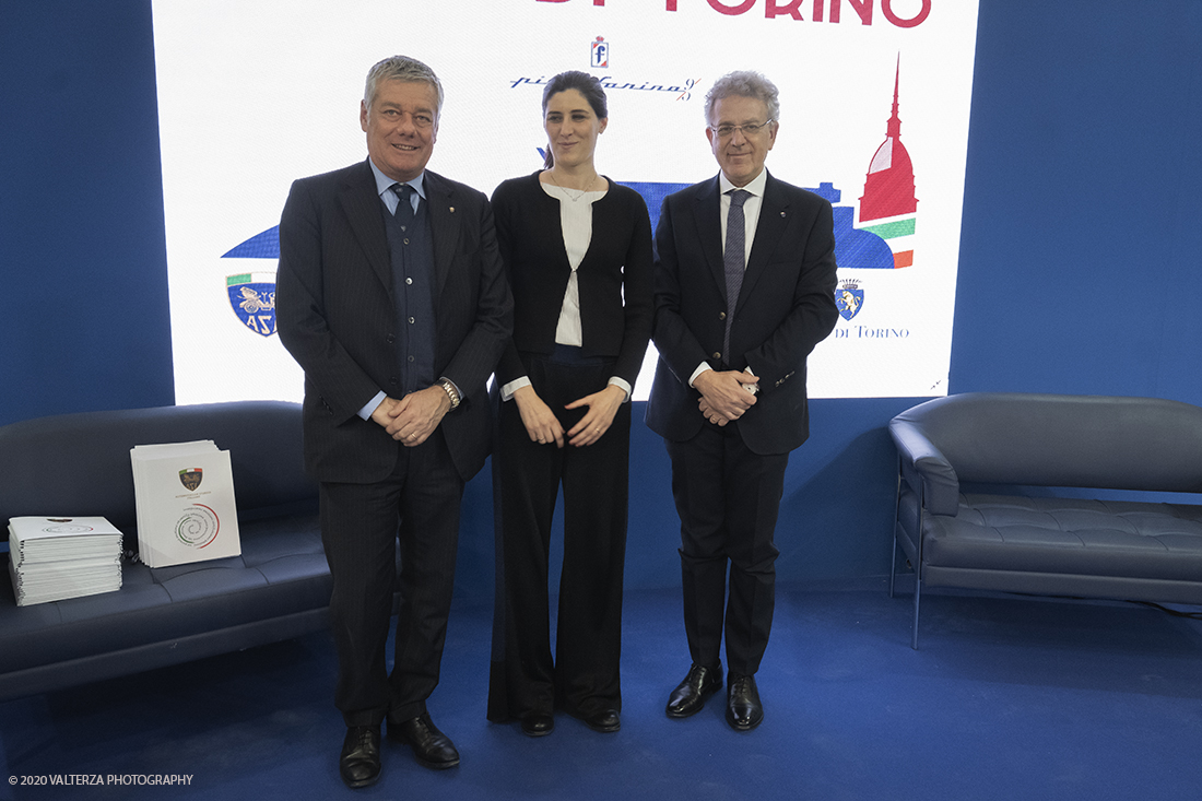 _DSF2105.jpg - 30/01/2020. Torino.  Lingotto Fiere. Automotoclub Storico Italiano e Pininfarina organizzano il â€œConcorso dâ€™Eleganza CittÃ  di Torinoâ€�, evento in programma sabato 30 maggio nella prestigiosa cornice di Piazza San Carlo. Nella foto relatori della presentazione dell'evento. Alberto Scuro, Chiara Appendino e Paolo Pininfarina.