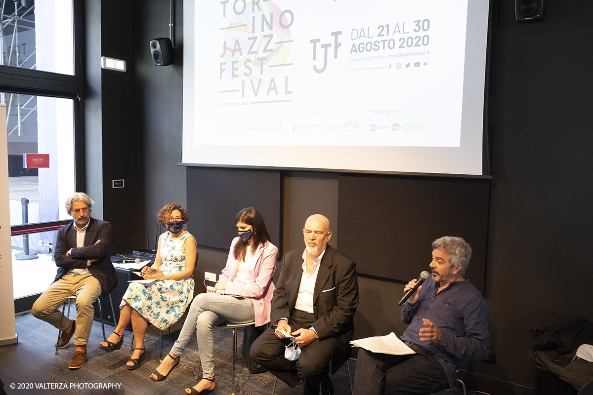 _DSF3565.jpg - 24/07/2020.Torino. Ostello Combo. Dal 21 al 30 agosto il cortile di Combo ospiterÃ  dieci concerti di un'edizione speciale del Torino Jazz Festival, il cui programma comprende grandi nomi della scena jazzistica italiana, oltre ad alcuni ospiti internazionali.