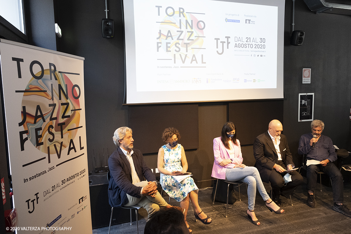 _DSF3596.jpg - 24/07/2020.Torino. Ostello Combo. Dal 21 al 30 agosto il cortile di Combo ospiterÃ  dieci concerti di un'edizione speciale del Torino Jazz Festival, il cui programma comprende grandi nomi della scena jazzistica italiana, oltre ad alcuni ospiti internazionali.