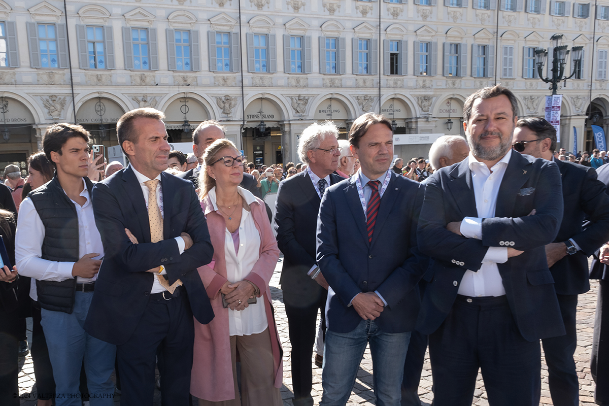 _DSF2453.jpg - 13/09/2024. Torino. La manifestazione open air  si svolge dal 13 al 15 settembre nel centro della cittÃ . Nella foto il Ministro Salvini in visita al Salone con il Presidente del Salone Andrea Levy