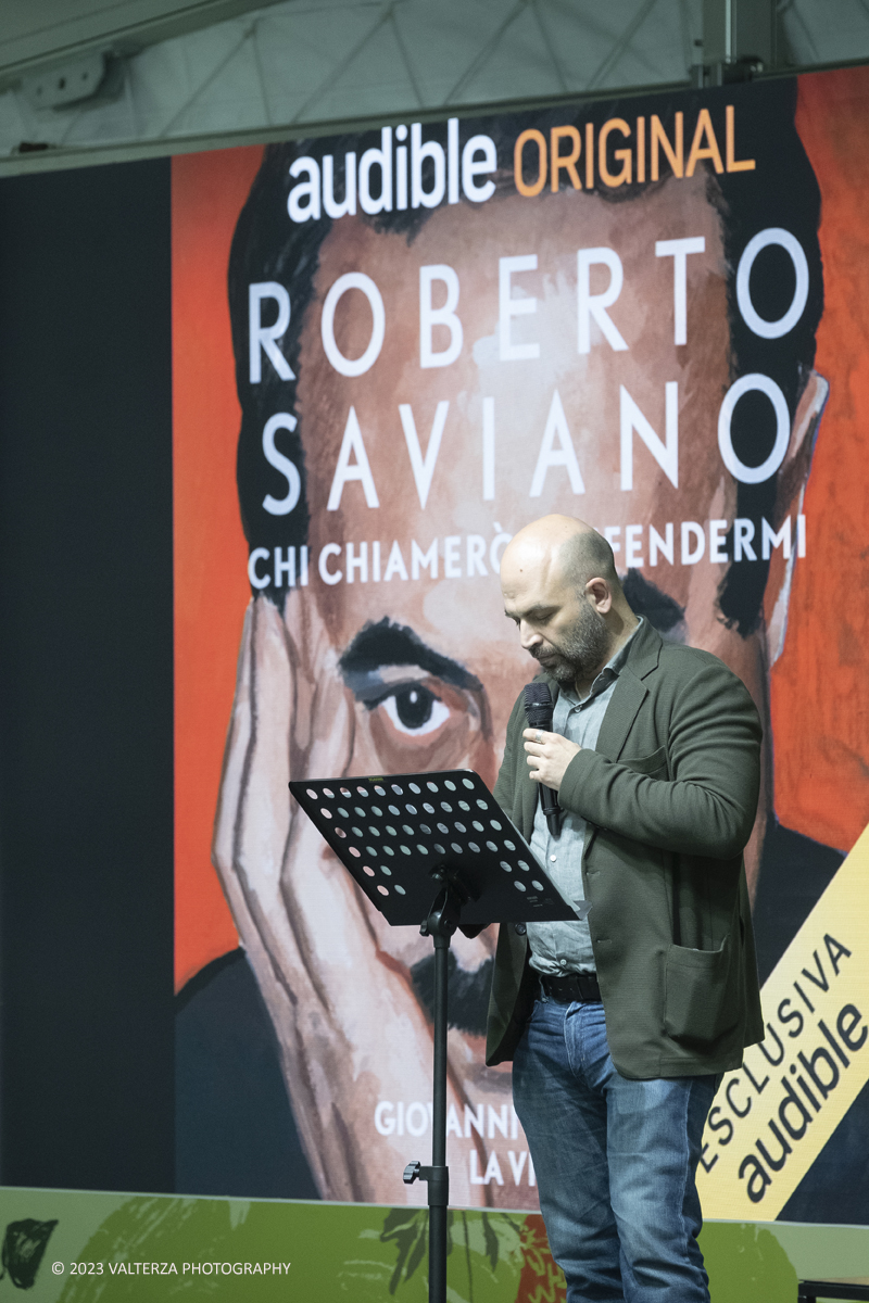 _DSF4217.jpg - 20/05/2023. Torino. Roberto Saviano, anteprima live del podcast : Chi cihamerÃ² a difendermi- Giovanni Falcone, la vita.  (Audible) Con Francesco Bono.