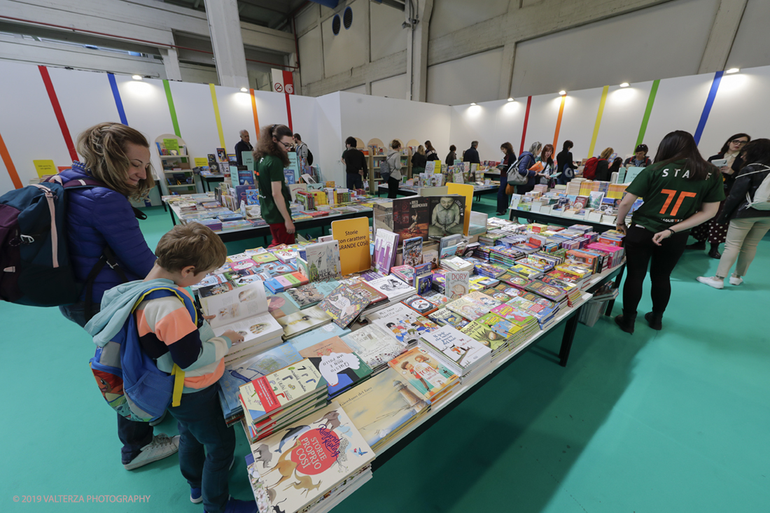 _G3I4478.jpg - 09/05/2019. Torino, 32mo Salone Internazionale del Libro. Nella foto libri per i piÃ¹ giovani in esposizione al Bookstock Village