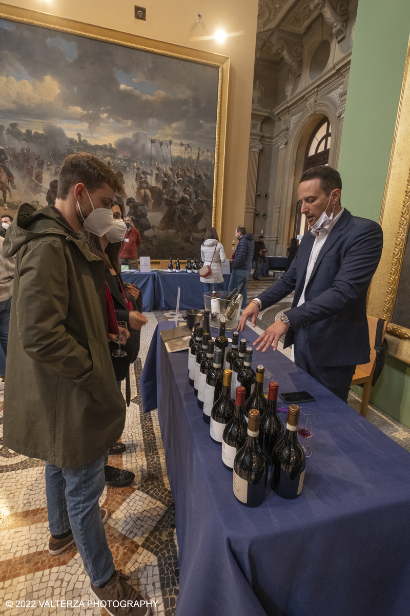 _DSF7426.jpg - 23/04/2022.Torino. Al Museo del Risorgimento Torna il Salone del vino  nell'ambito della Torino Wine Week. Nella foto stand dei produttori di vino presenti al Salone