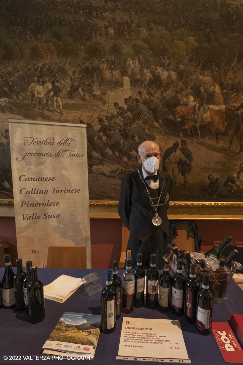 _DSF7494.jpg - 23/04/2022.Torino. Al Museo del Risorgimento Torna il Salone del vino  nell'ambito della Torino Wine Week. Nella foto stand dei produttori di vino presenti al Salone