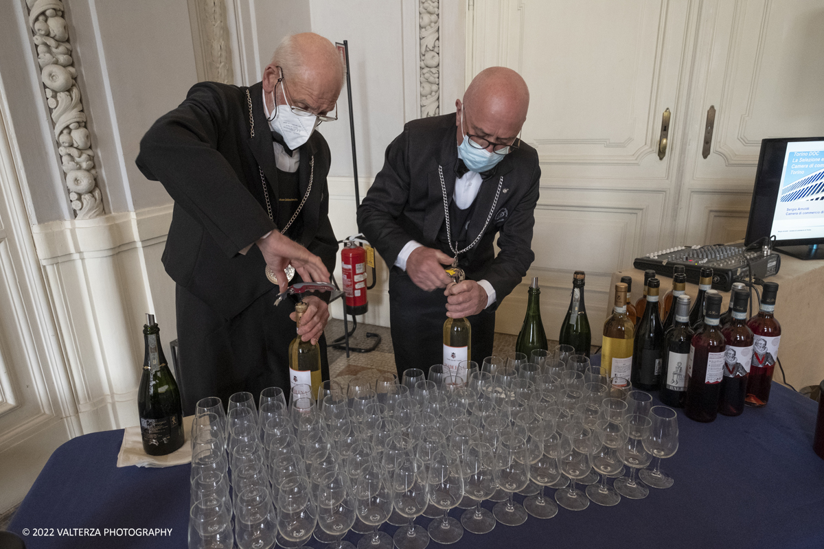 _DSF7584.jpg - 23/04/2022.Torino. Al Museo del Risorgimento Torna il Salone del vino  nell'ambito della Torino Wine Week. Nella foto un momento della presentazione del premio Torino DOC e degustazione di alcuni dei vini premiati in collaborazione con l'Enoteca regionale dei vini della provincia di Torino