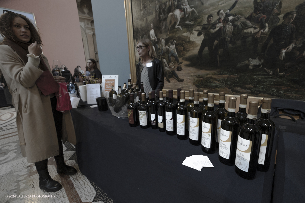 _DSF7022.jpg - 03/03/2024. Torino. Il Salone del Vino di Torino giunge alla sua seconda edizione da sabato 2 a lunedÃ¬ 4 marzo allâ€™interno di due spazi espositivi: le OGR Torino e il Museo Nazionale del Risorgimento Italiano. Nella foto alcuni dei vini in degustazione al Museo del Risorgimento