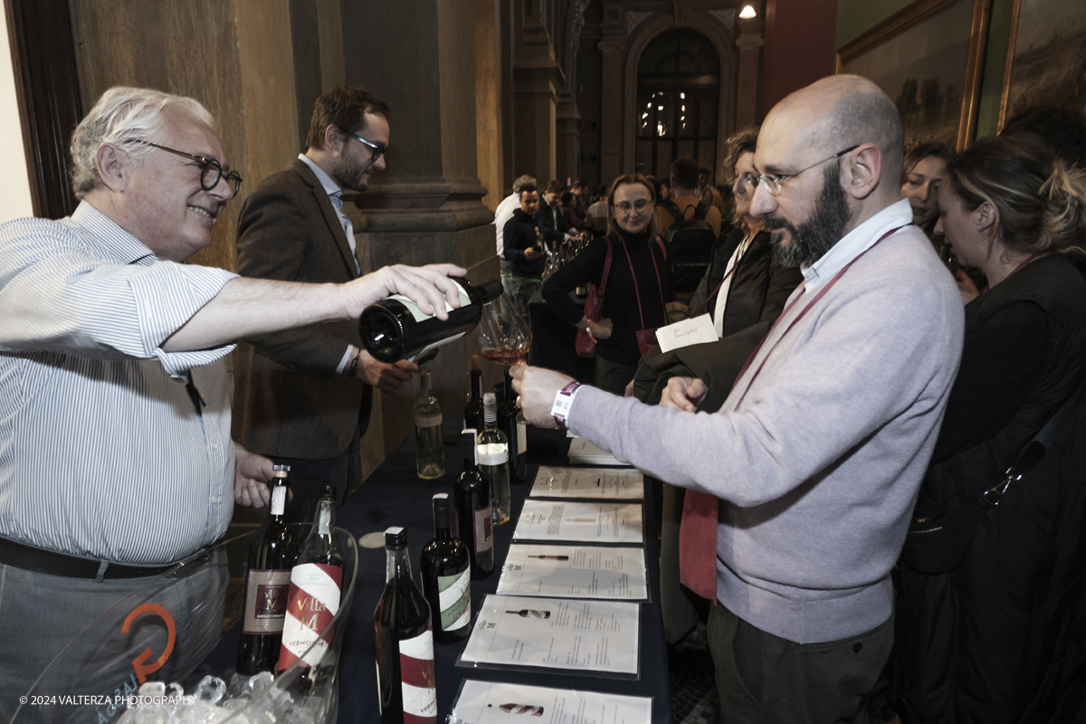 _DSF7194.jpg - 03/03/2024. Torino. Il Salone del Vino di Torino giunge alla sua seconda edizione da sabato 2 a lunedÃ¬ 4 marzo allâ€™interno di due spazi espositivi: le OGR Torino e il Museo Nazionale del Risorgimento Italiano. Nella foto  degustazioni di Vermouth del pubblico al Mueso del Risorgimento